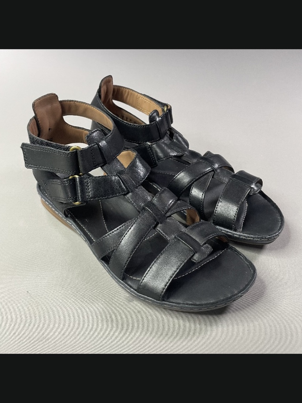 NEW Clarks Shoes Womens 7 black leather gladiator sandals artisan boho indie